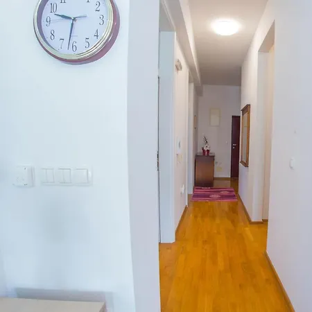 아파트 Comfortable In *