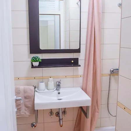 아파트 Comfortable In