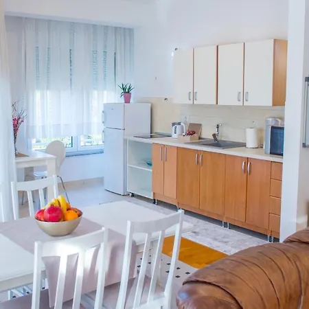 아파트 Comfortable In 모스타르