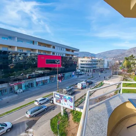 아파트 Comfortable In 모스타르