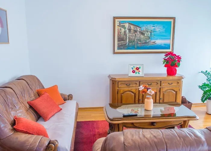 Comfortable In * Mostar